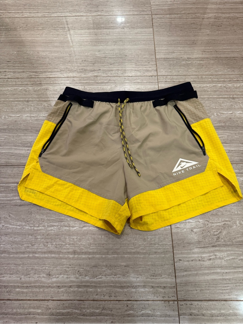 Nike Trail Running Shorts Men’s size S